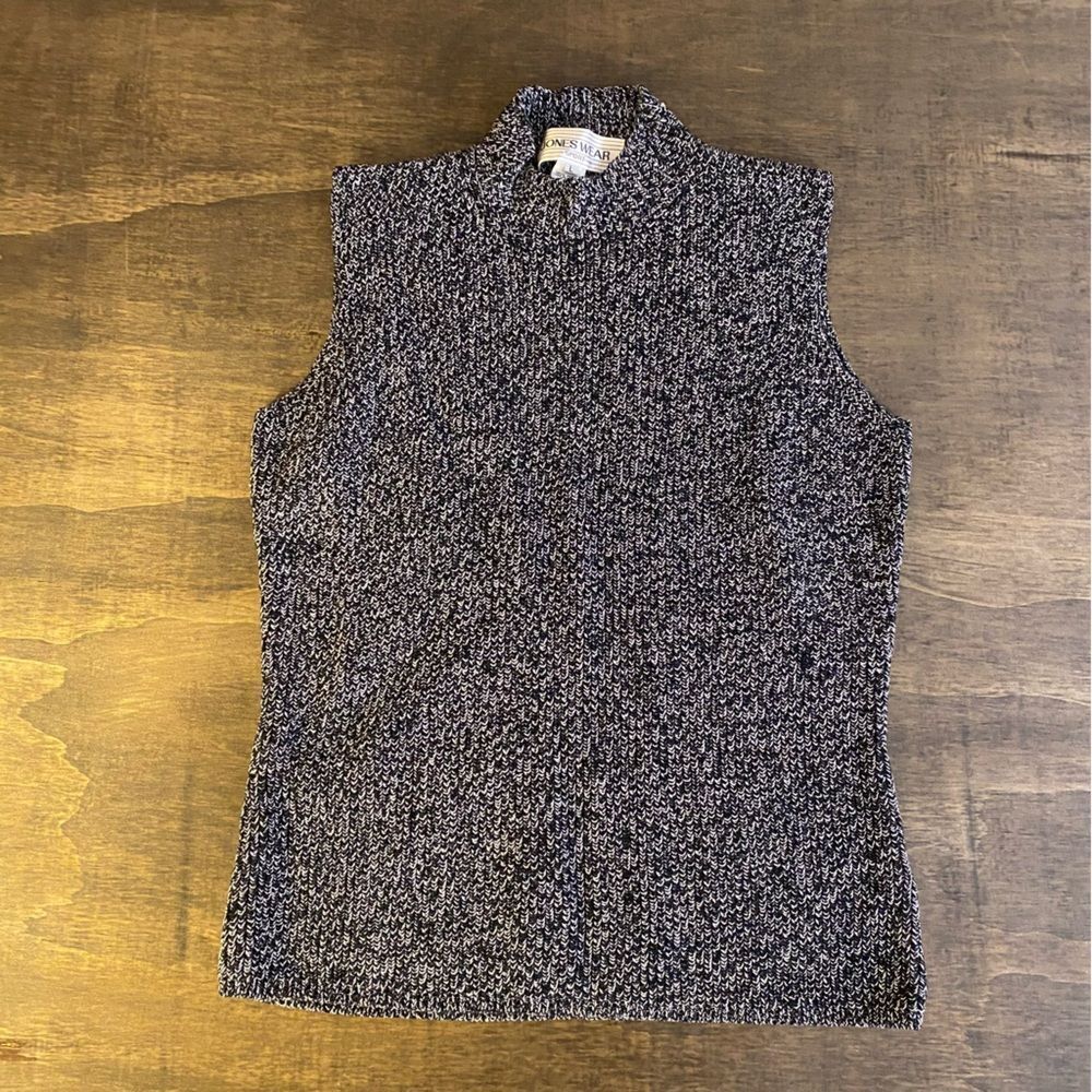 Jones Wear Black and White Knit Tank Top - Picture 2 of 4